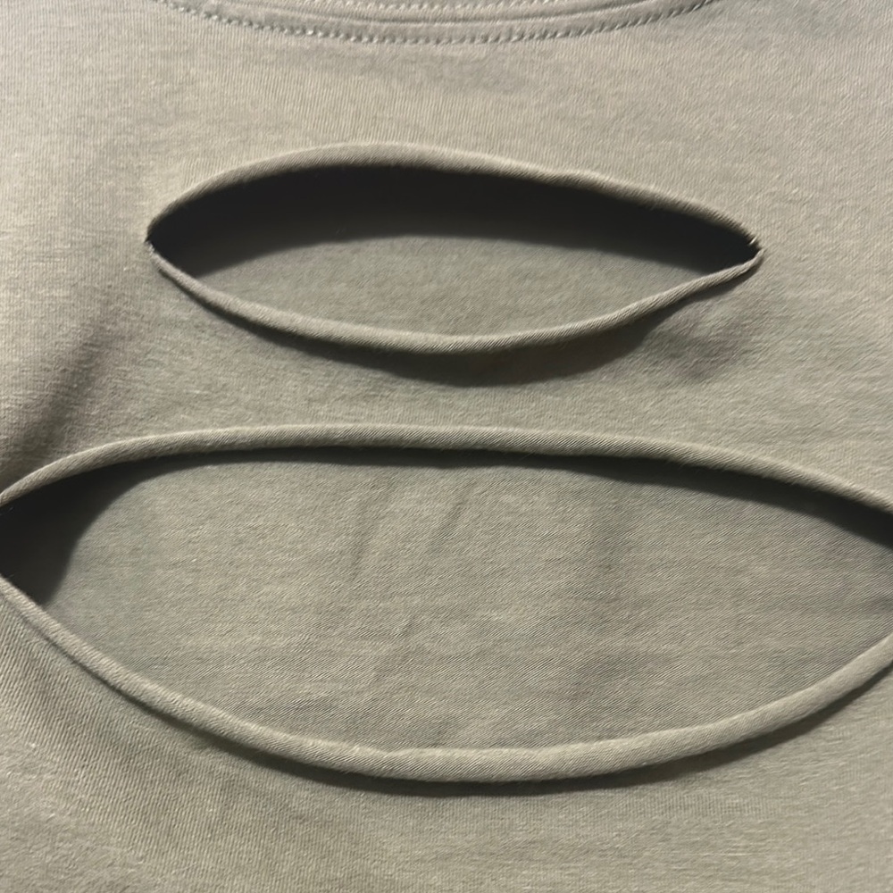 Edikted Green Mandarin Collar Cut-Out Bodysuit - Picture 3 of 7